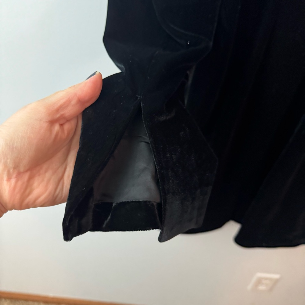 Bardot Audrina Velvet Mini Dress | Anthropologie | NWT | Size 12 | Black - Picture 9 of 12